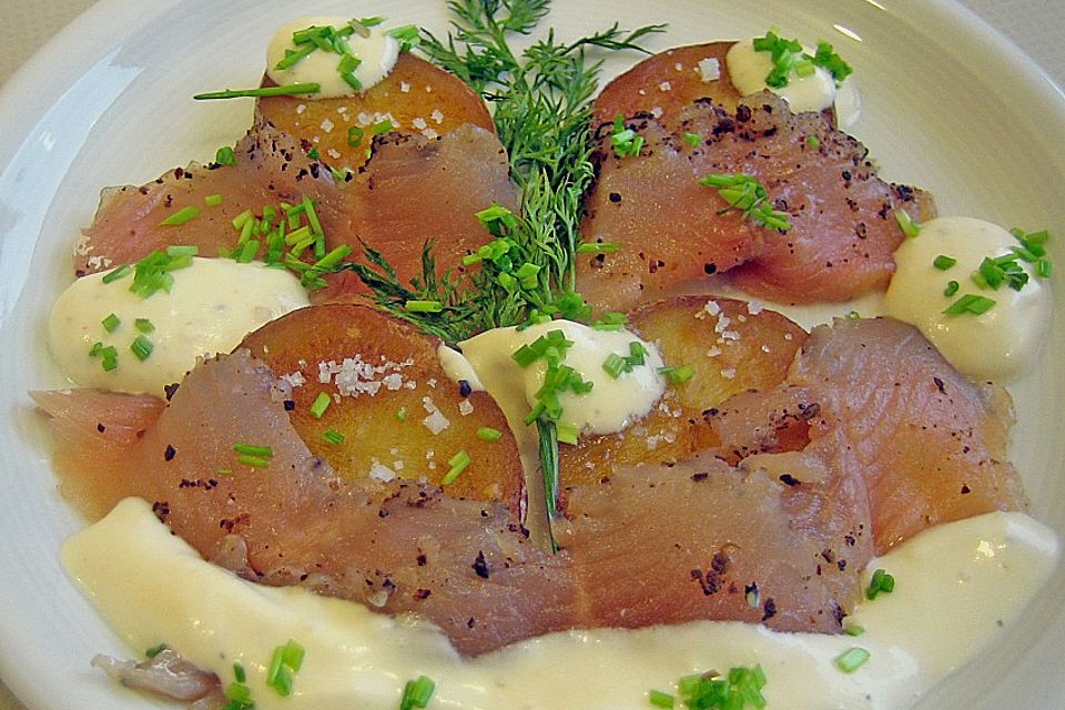 Gebeizte Saiblingsfilets mit Gin - Mayonnaise