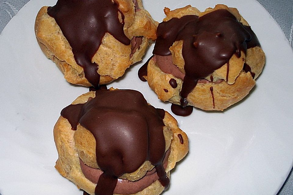 Profiteroles