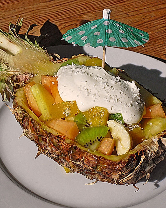 Karibischer Fruchtsalat mit Kocoscreme