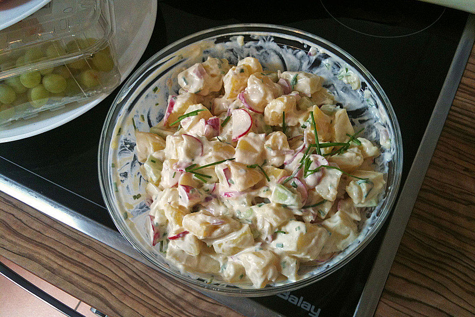 Kartoffelsalat, leicht und frisch