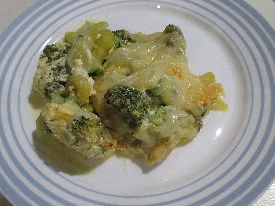 Gemüseauflauf mit Zucchini und Brokkoli von veggielover| Chefkoch