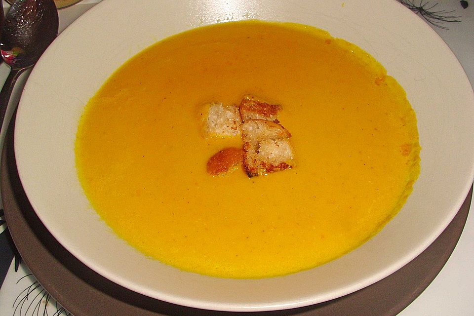 Möhren - Orangen - Suppe