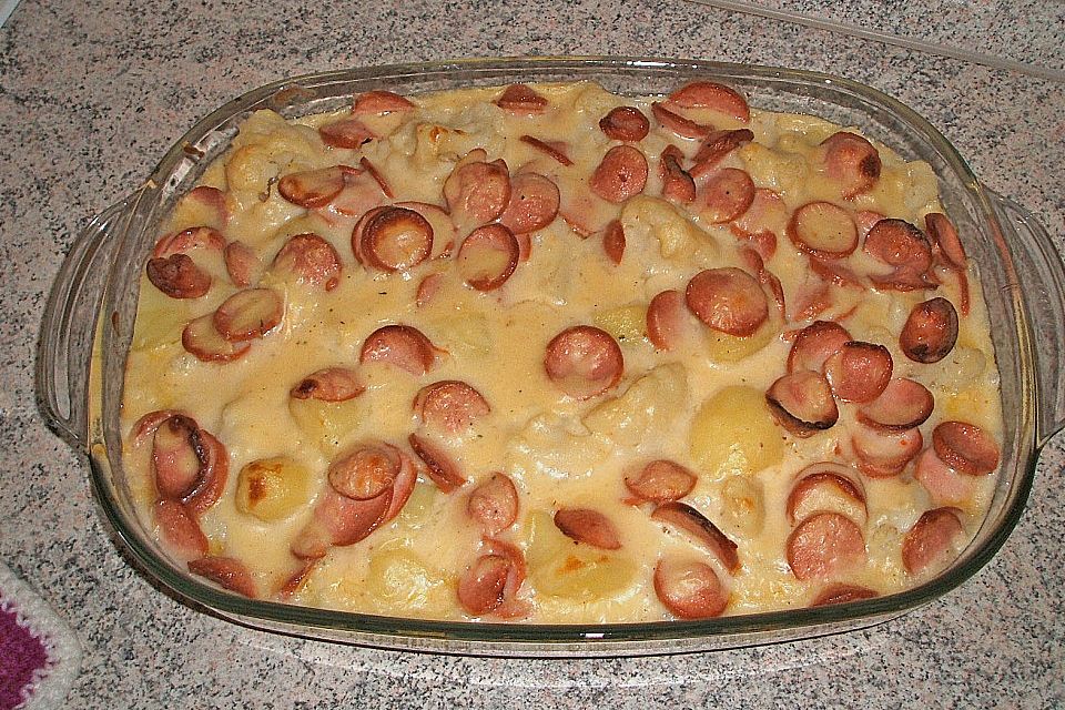 Kartoffelauflauf mit Käse - Bechamel