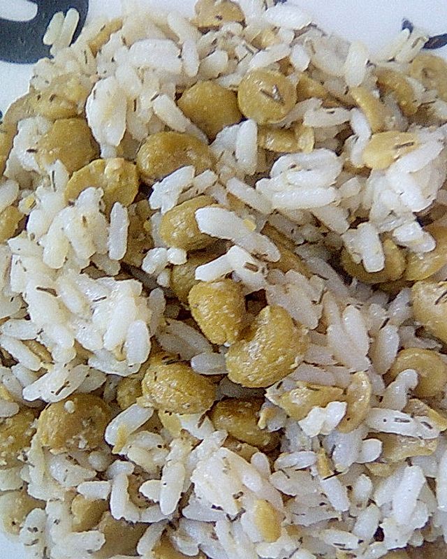 Persischer Reis mit Bohnen und Dillspitzen