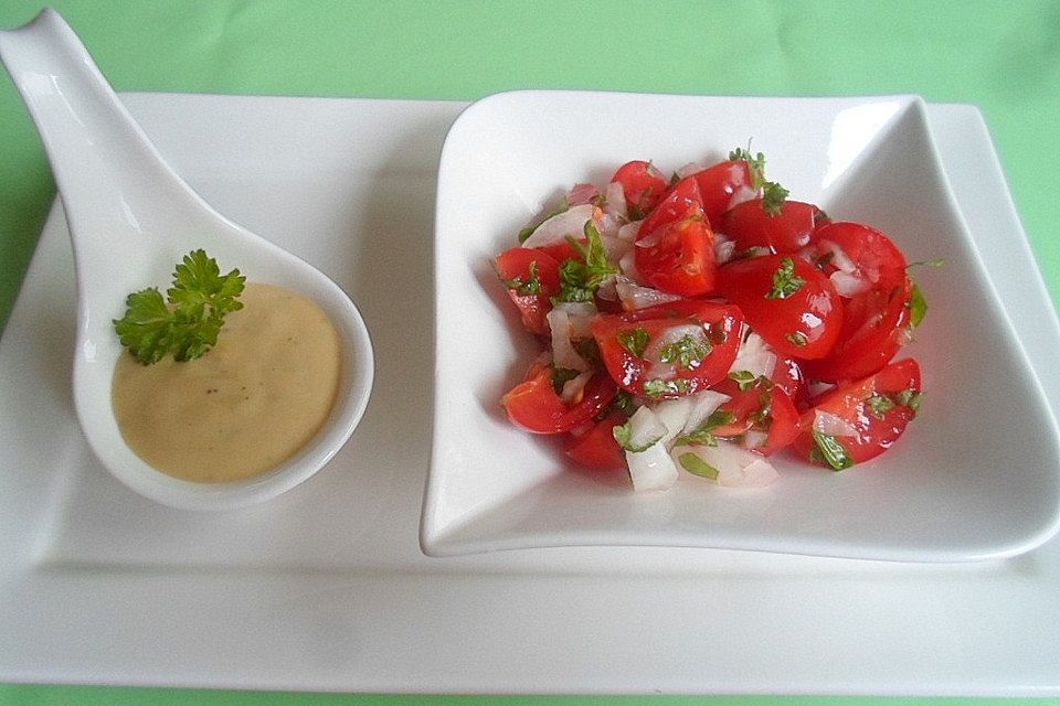 Salatsoße für Tomatensalat