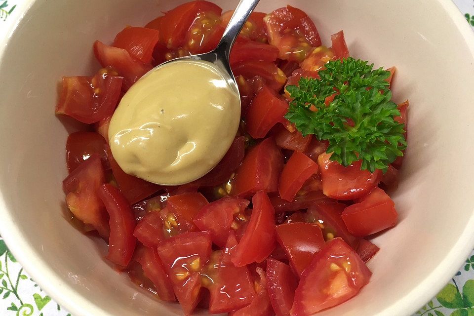 Salatsoße für Tomatensalat