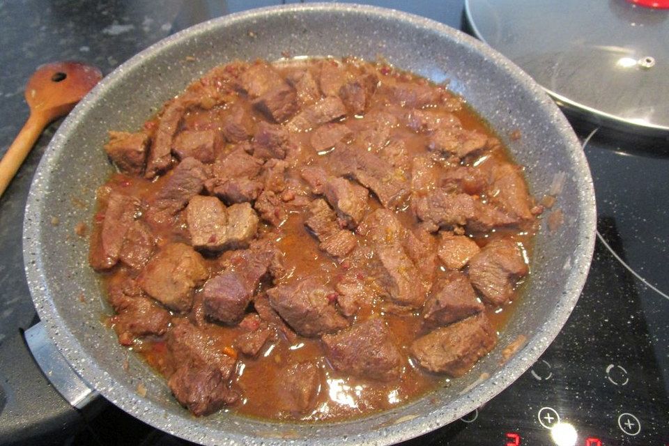 Mittelalterliches Gulasch