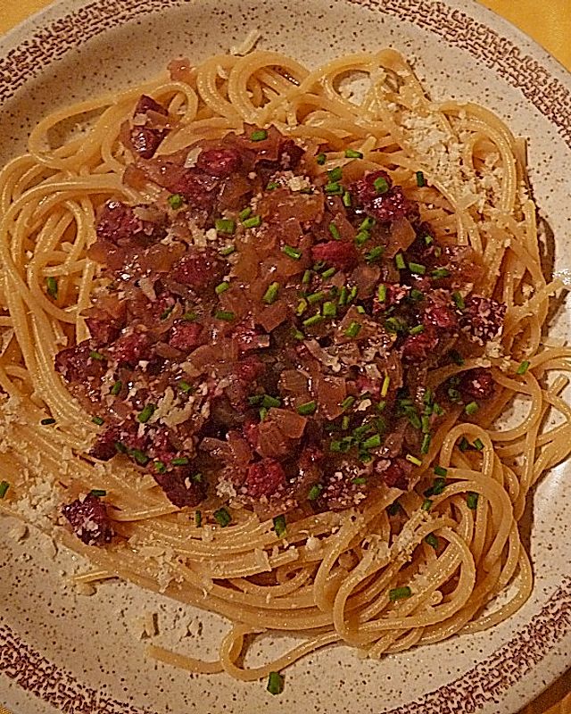 Salami - Zwiebelsauce für Spagetti
