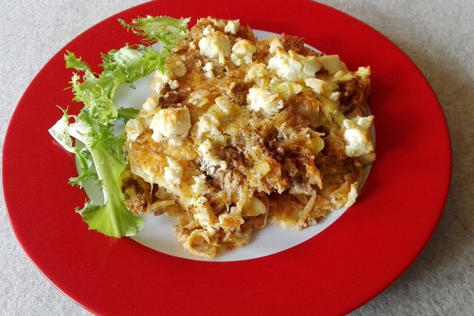 Sauerkrautauflauf mit Gehacktem und Feta