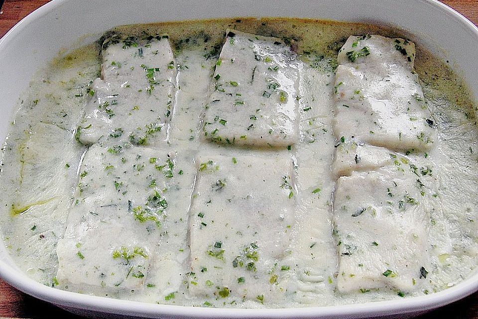 Seelachsfilet in Kräutersoße