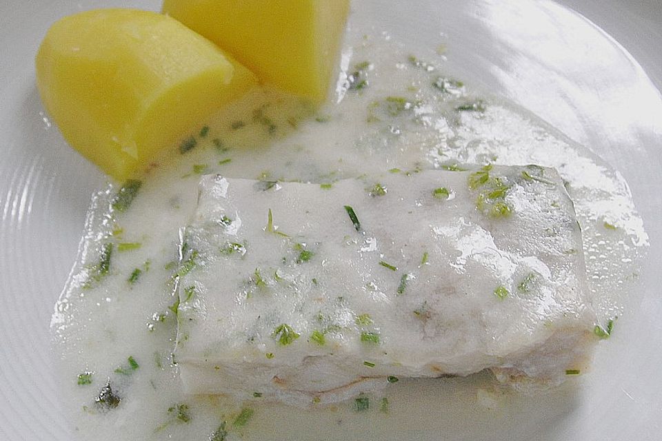 Seelachsfilet in Kräutersoße