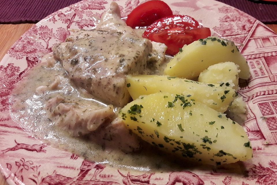 Seelachsfilet in Kräutersoße