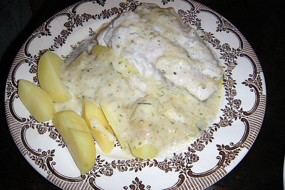 Seelachsfilet in Kräutersoße