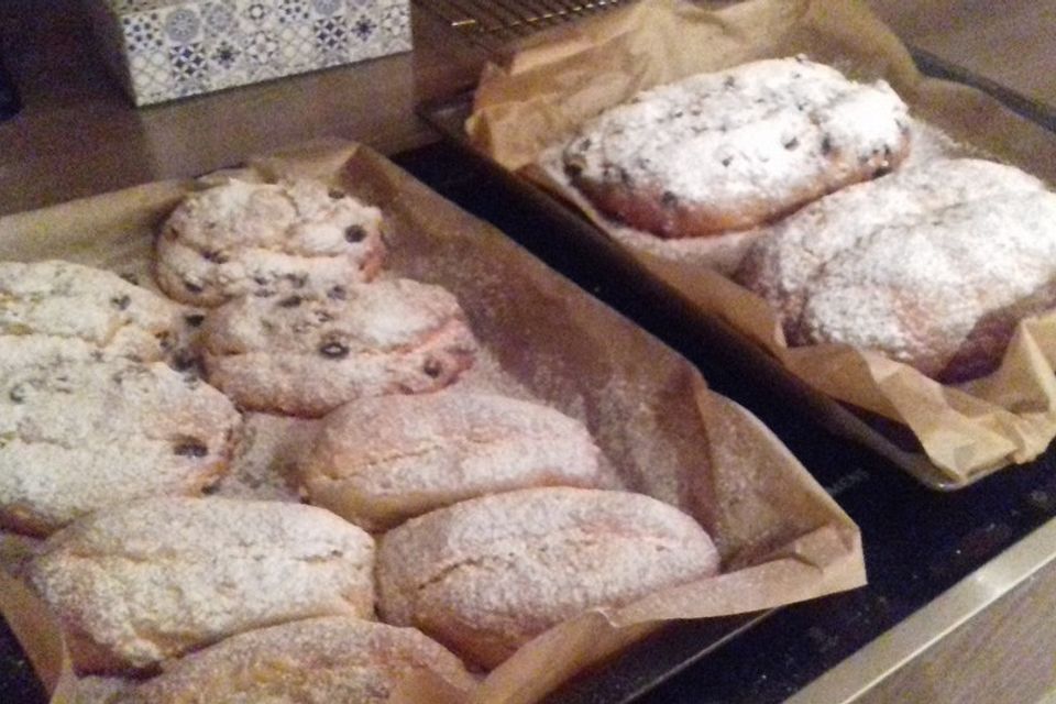 Saftiger Quarkstollen