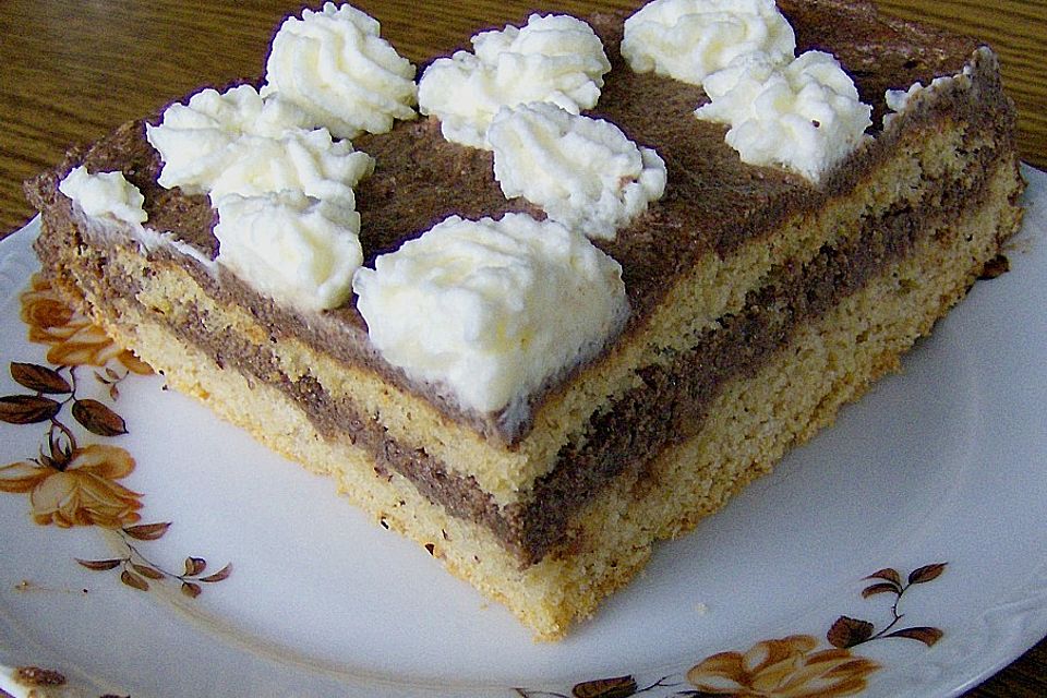 Nougatsahne - Torte Nougatsahne - Torte
