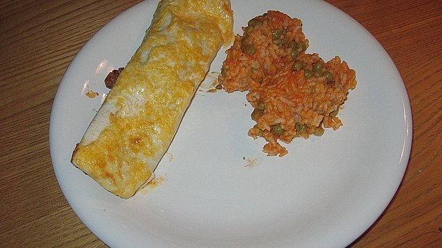 Mexikanischer Reis mit Chilis und Erbsen von schnickschnack