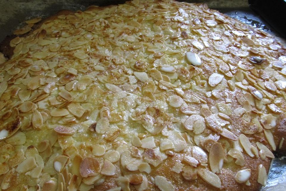 Butterkuchen aus Quark - Öl - Teig