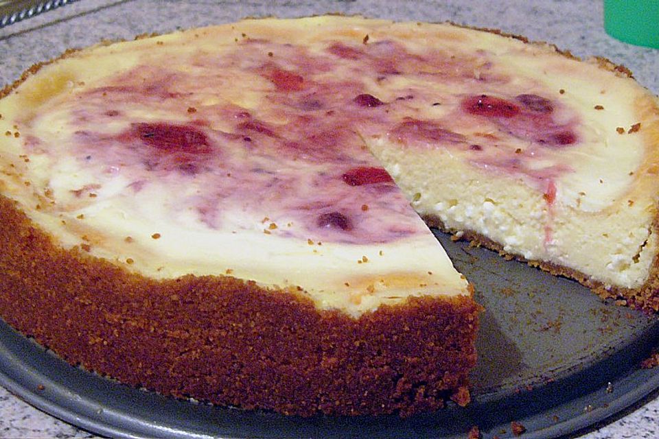 Berry Swirled Cottage Cheesecake