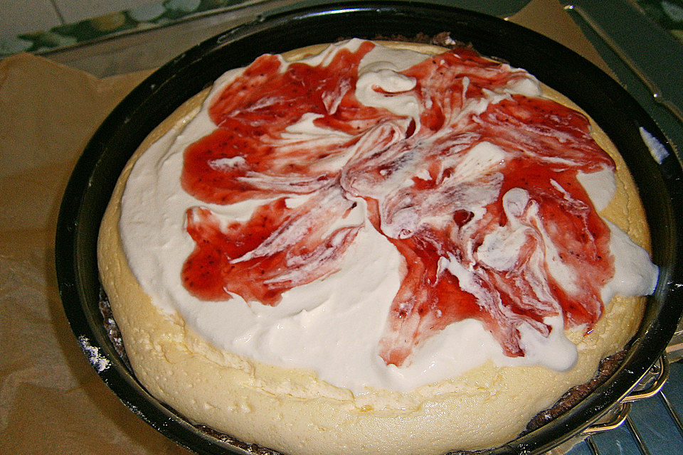 Berry Swirled Cottage Cheesecake