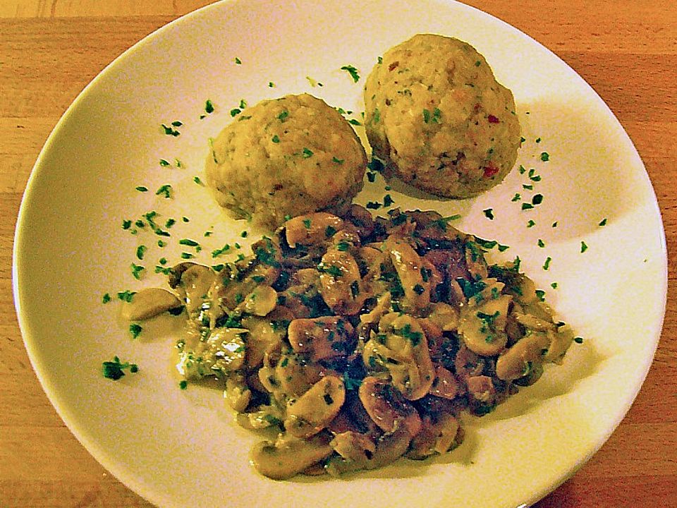 Pilze in Weißwein - Sahnesoße von Pauletta| Chefkoch