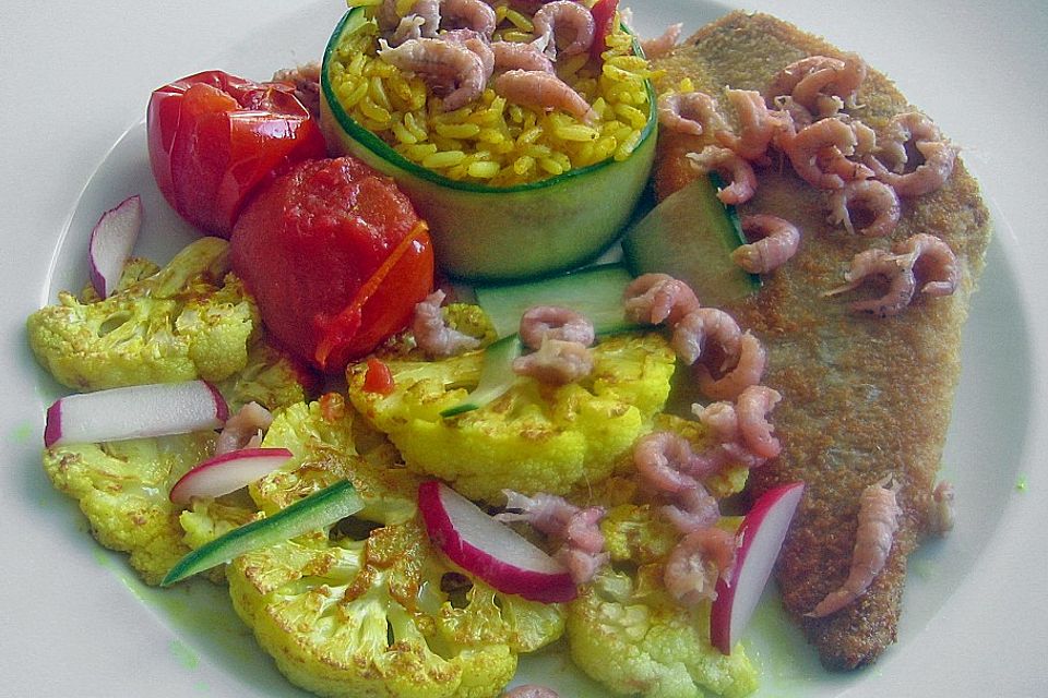 Knurrhahnfilet, gebratener Blumenkohl und geschmolzene Tomaten