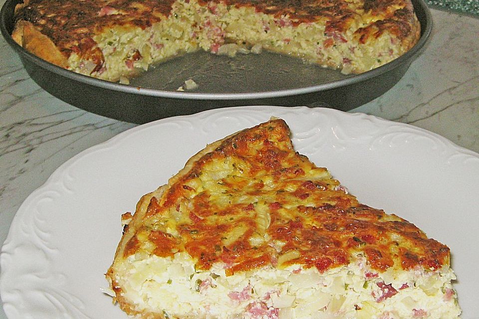 Speck - Zwiebel - Kuchen mit Blätterteig