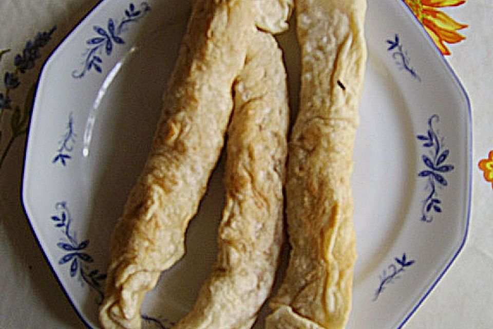 Sigara Börek mit Hack