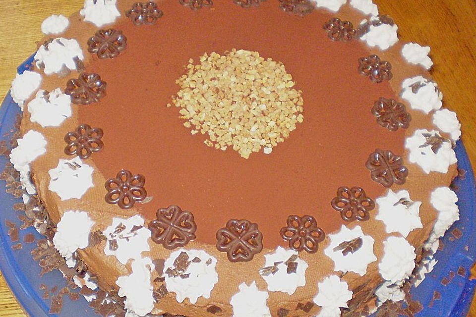 Amaretto - Trüffel - Sahne - Torte