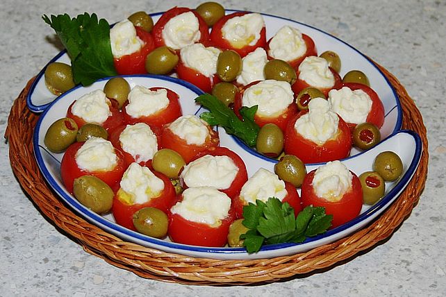 Gefüllte Tomaten mit Schafskäsecreme von nvogel| Chefkoch