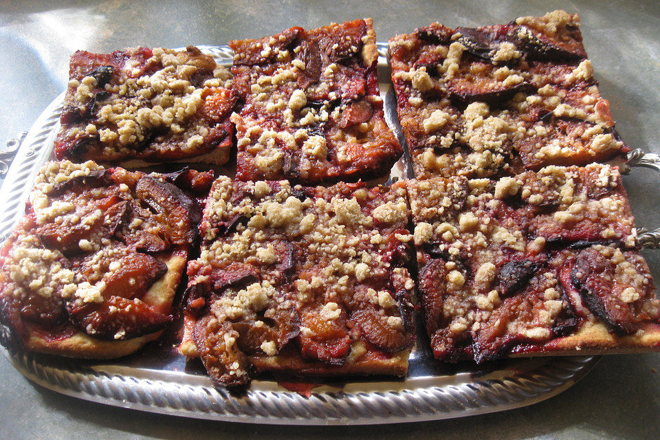 Zwetschgen - Streusel Kuchen