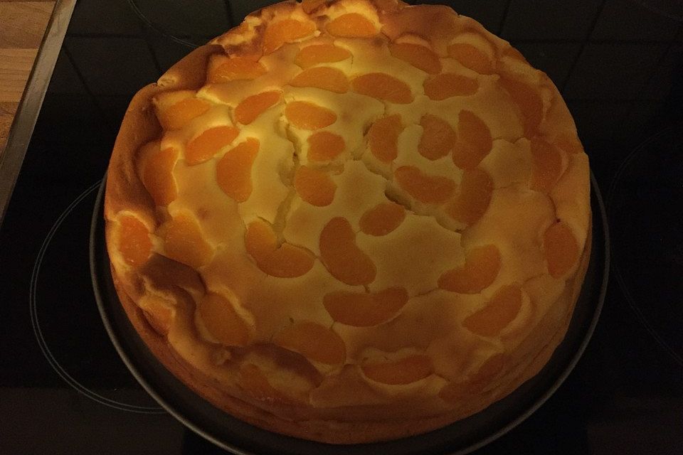 Saftiger Käsekuchen mit Mandarinen