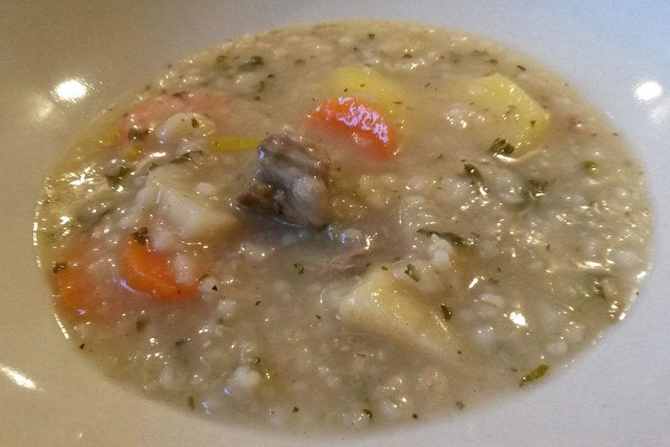 Omis Graupensuppe