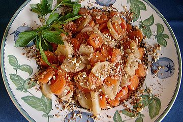 Petersilienwurzel - Möhren - Salat