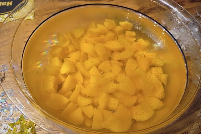 Pfirsich - Bowle von Schattenfell0811| Chefkoch