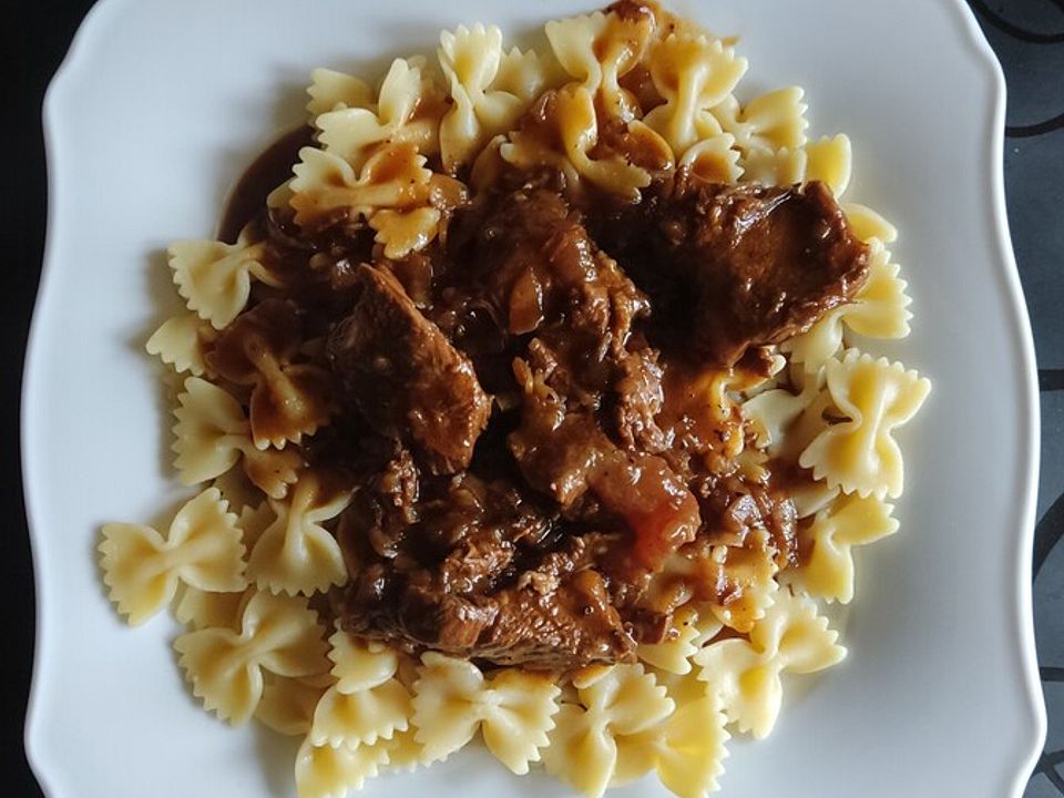 Ungarisches Hirtengulasch von FrauTiti| Chefkoch