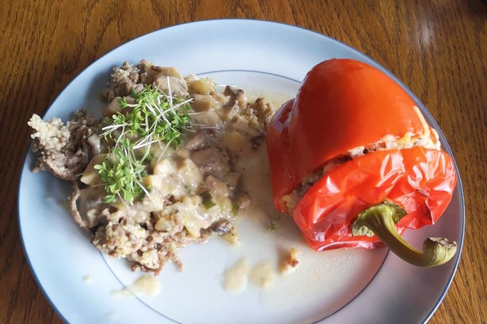 Paprika mit Hirse - Pilz - Füllung