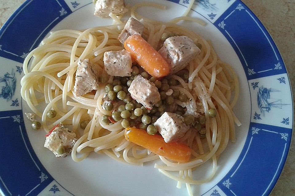 Feuermohns Pasta mit Lachssauce