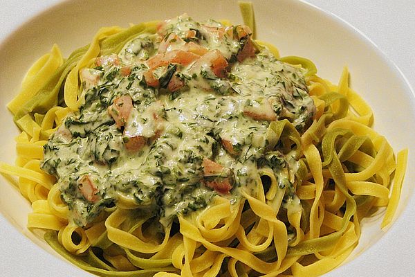 Bandnudeln mit Bärlauch - Tomatensauce von vrablikm | Chefkoch
