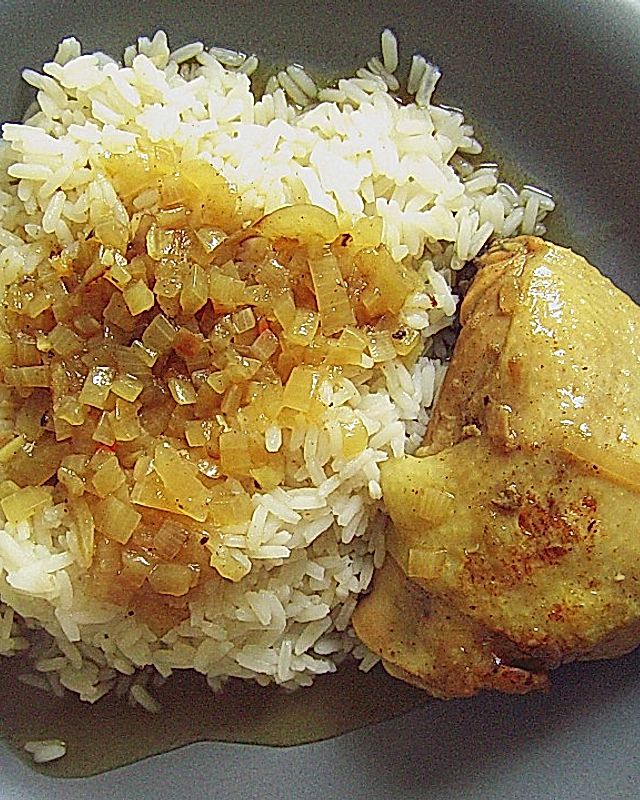 Anco's Hähnchenkeule mit einer Curry - Zimt - Zwiebelsauce