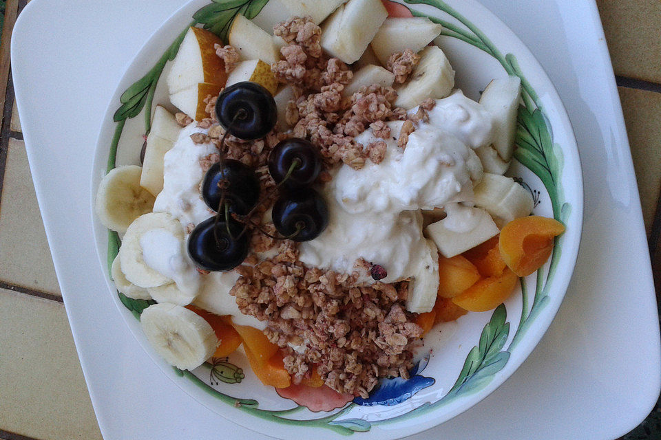 Obst - Joghurt - Müsli