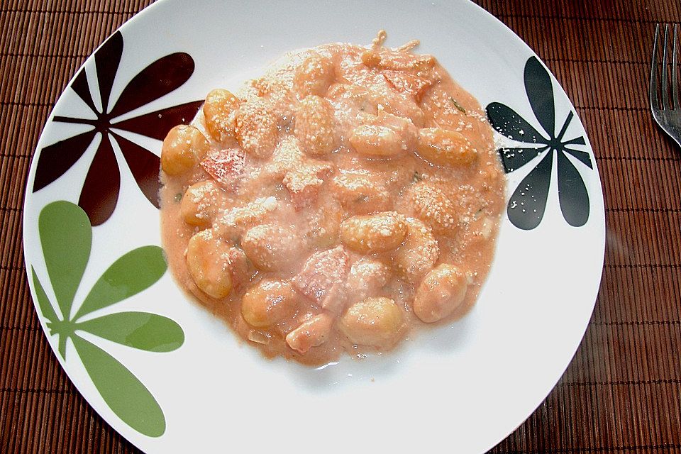 Gnocchi - Auflauf mit Tomate und Mozzarella