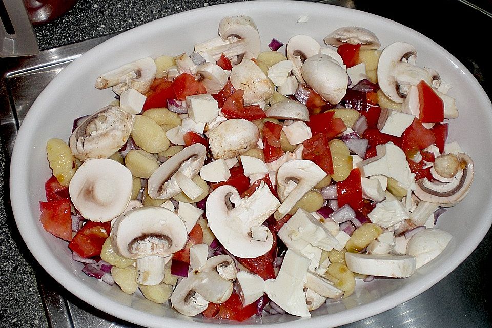 Gnocchi - Auflauf mit Tomate und Mozzarella