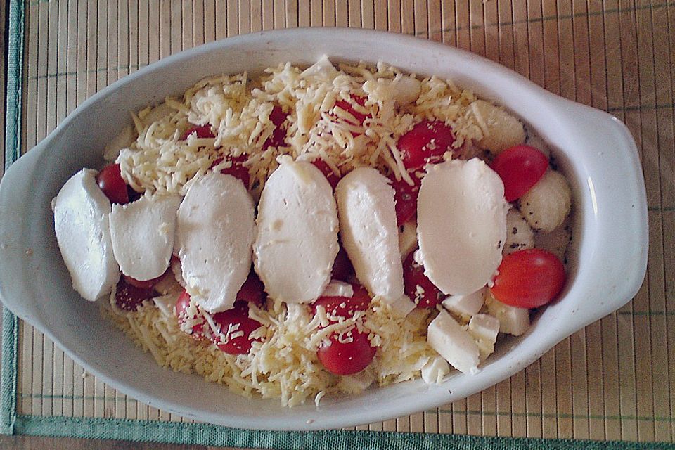 Gnocchi - Auflauf mit Tomate und Mozzarella