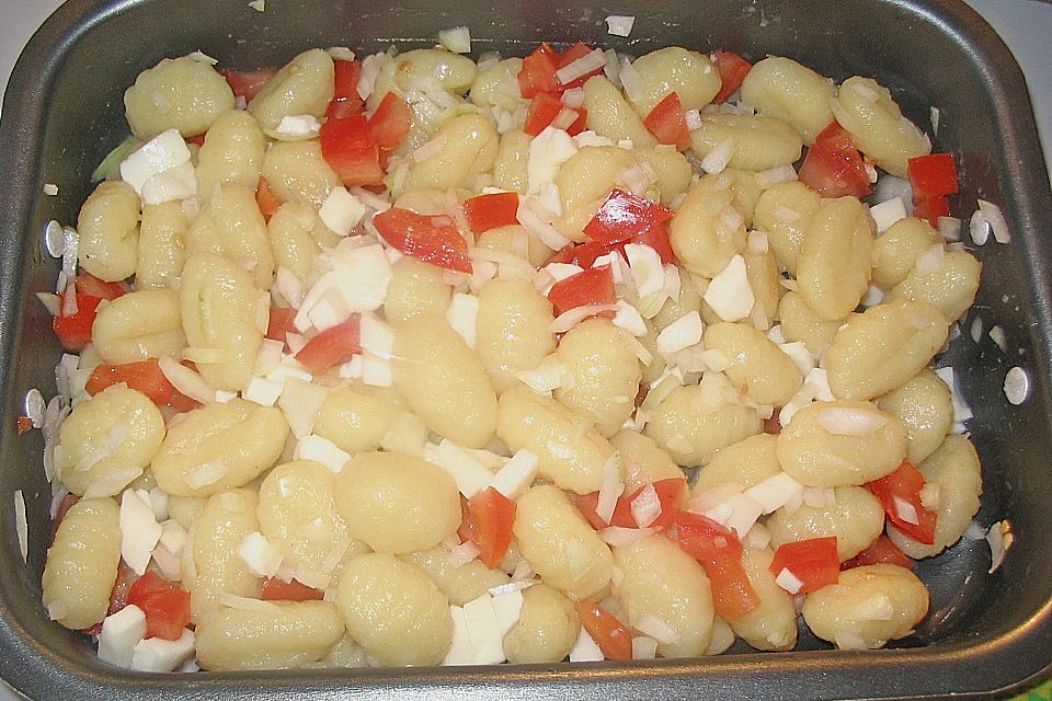 Gnocchi - Auflauf mit Tomate und Mozzarella