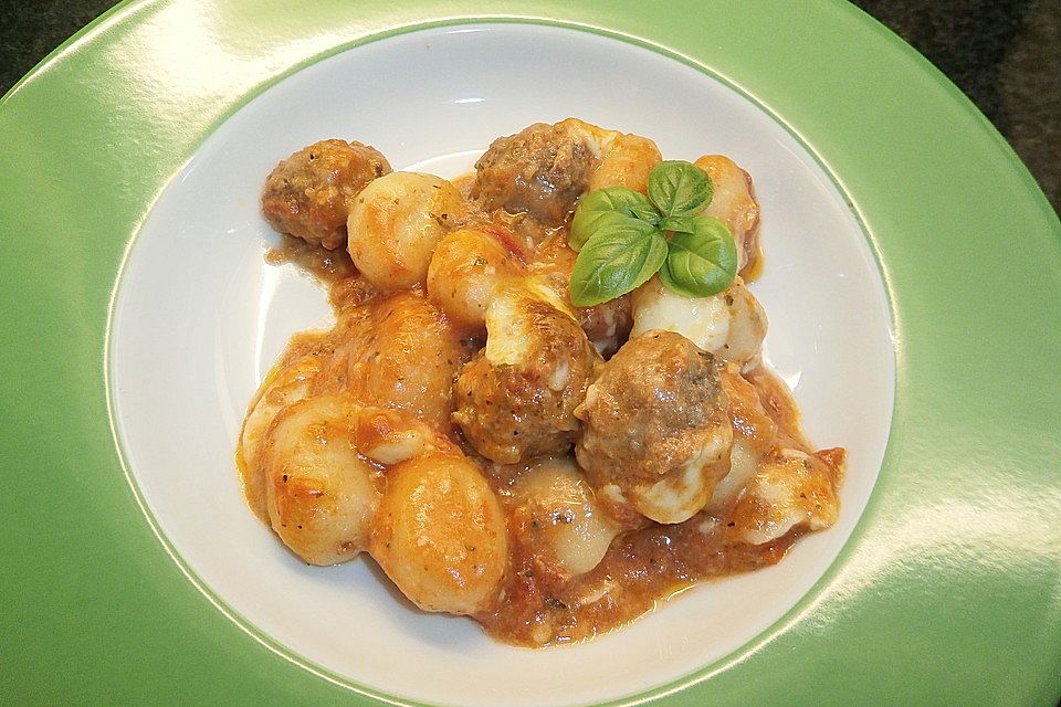 Gnocchi - Auflauf mit Tomate und Mozzarella