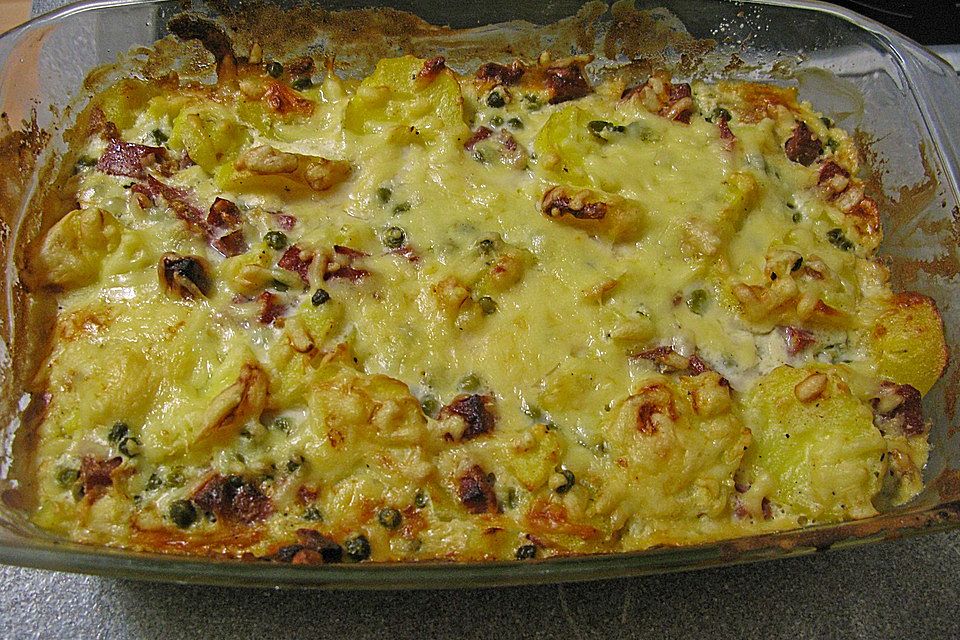 Kartoffel - Quark - Auflauf mit Schnittlauchsoße