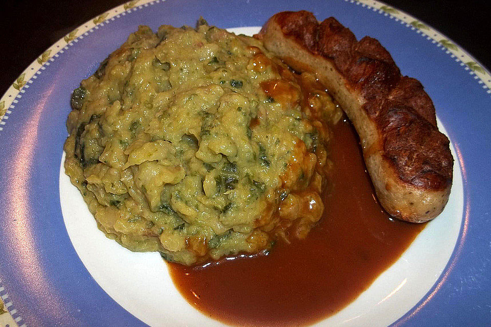 Wirsing-Stampfkartoffeln mit Bratwürstchen Wirsing-Stampfkartoffeln mit Bratwürstchen