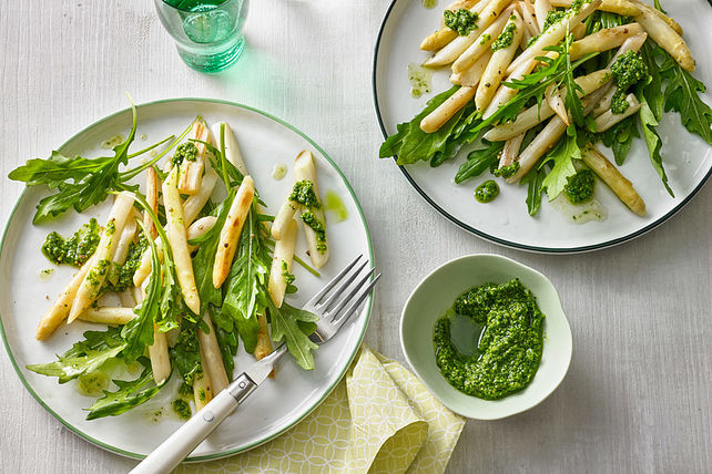 Lauwarmer Spargelsalat mit Bärlauchpesto von dirkfenske| Chefkoch