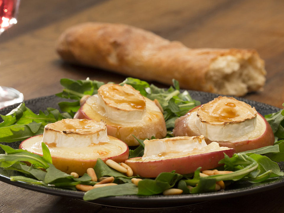 Überbackener Ziegenkäse mit Honigsauce von Minusch_83| Chefkoch