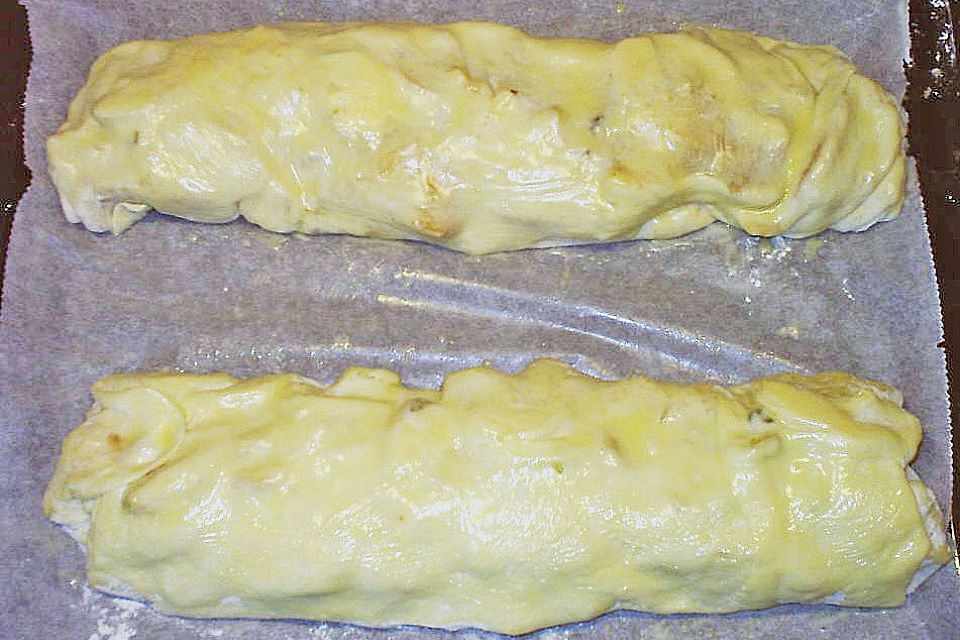 Wiener Apfelstrudel